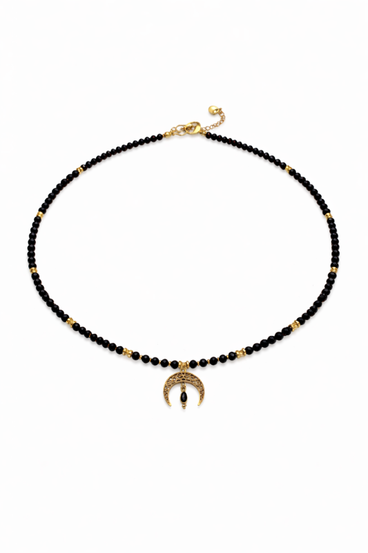 Lunaris  - Spinel z półksiężycem